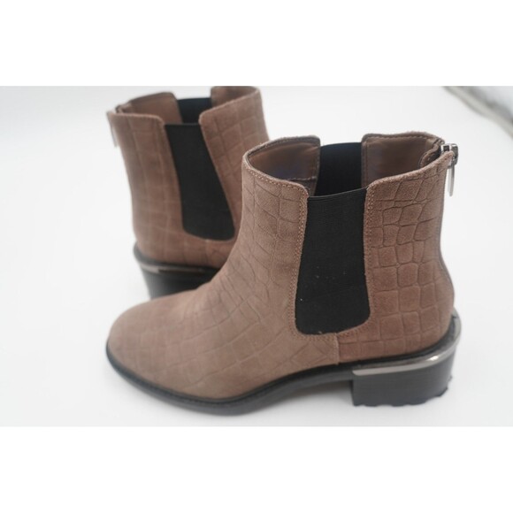 Vince Camuto Kelivena Brown Block Heel Lug Sole Chelsea Ankle Booties Size 10M - Picture 5 of 11